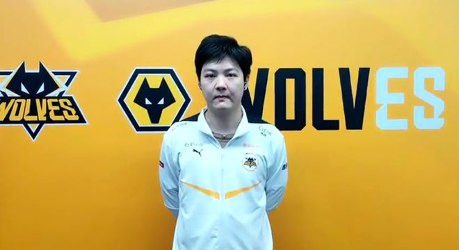 行同样亮眼